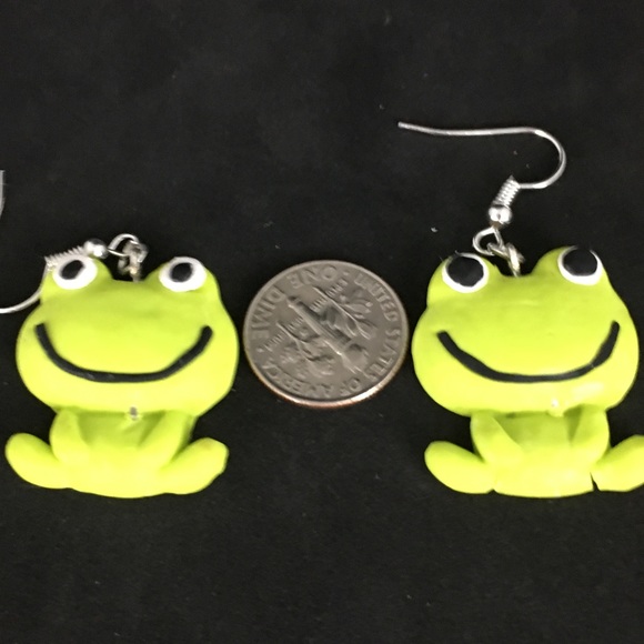 Handmade Polymer Clay Frog Dangle Drop Earrings - Picture 2 of 5